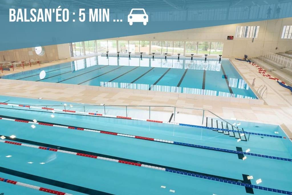 A Hauteur De Toits • Le Spacieux En Coeur De Ville Châteauroux 외부 사진