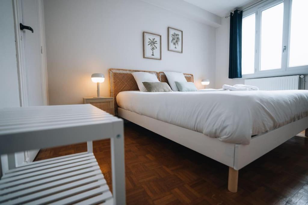 A Hauteur De Toits • Le Spacieux En Coeur De Ville Châteauroux 외부 사진